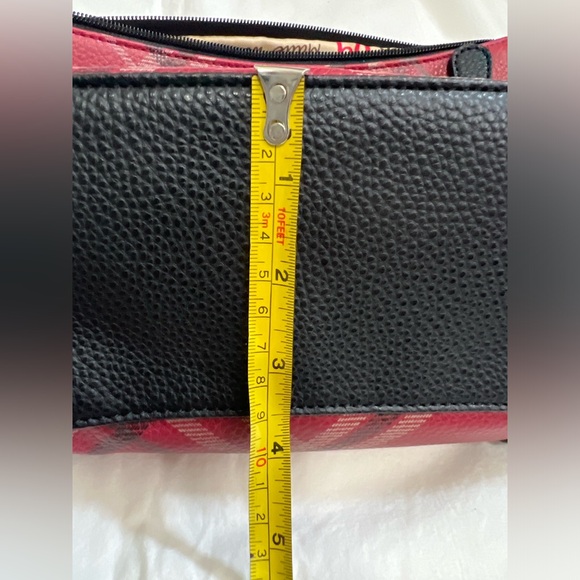 Highland Plaid Bonded Leather Purse - Picture 9 of 10